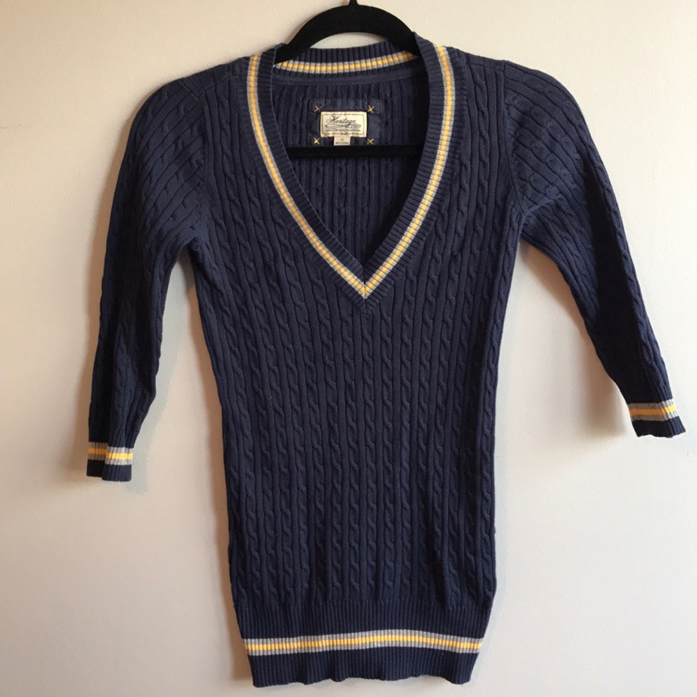3/$15 Forever 21 Preppy V-Neck Stripes Sweater